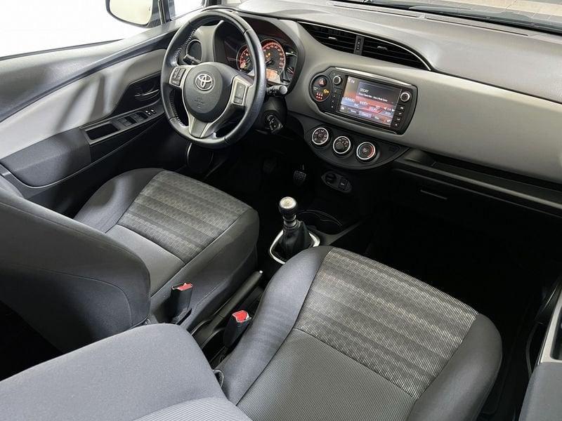 Toyota Yaris Yaris 5p 1.4 d-4d Active my16