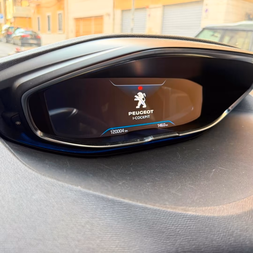 Peugeot 5008 BlueHDi GT Line - 131CV