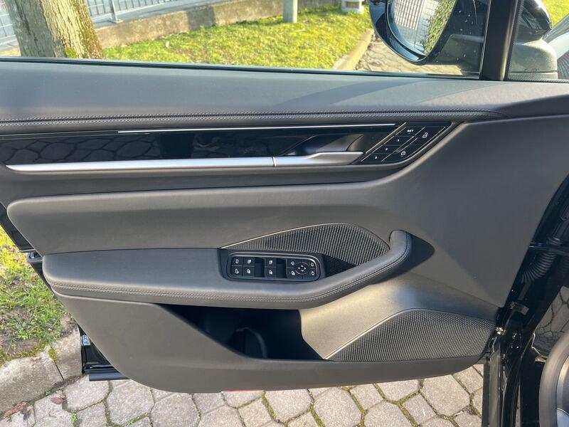 Porsche Macan Macan 4 EV 100 kWh 408 CV