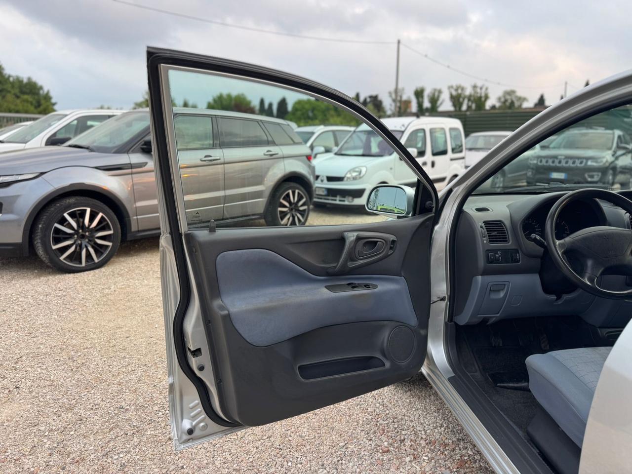 Mitsubishi Space Star 1.6i 16V cat Comfort 1