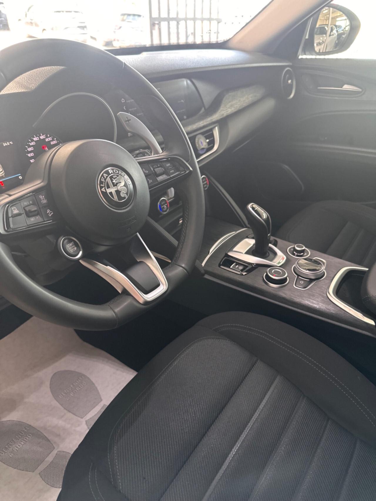 Alfa Romeo Stelvio 2.2 Turbodiesel 190 CV AT8 RWD Executive 2021