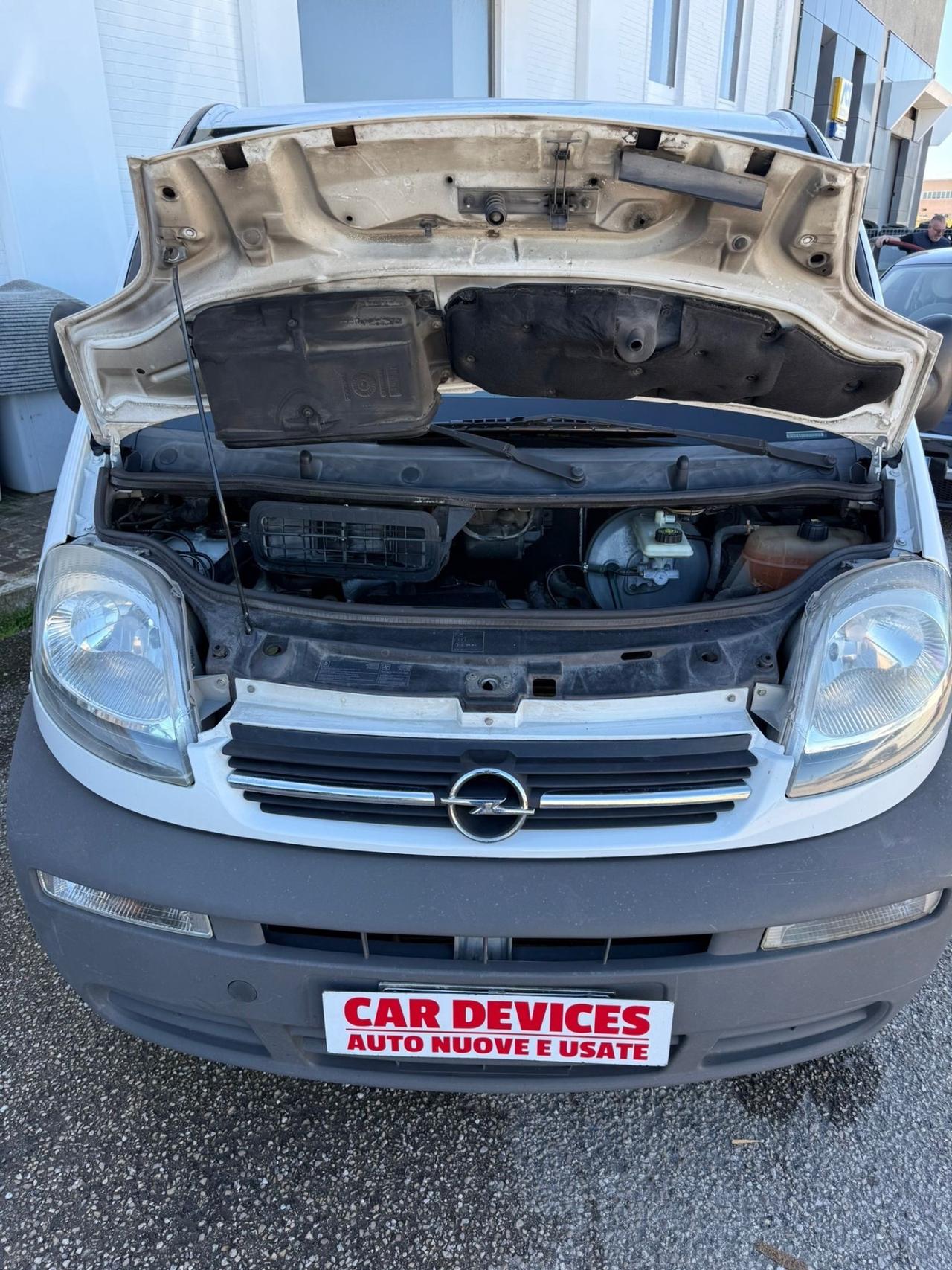 Opel Vivaro 27 1.9 -AUTOCARRO 3 POSTI