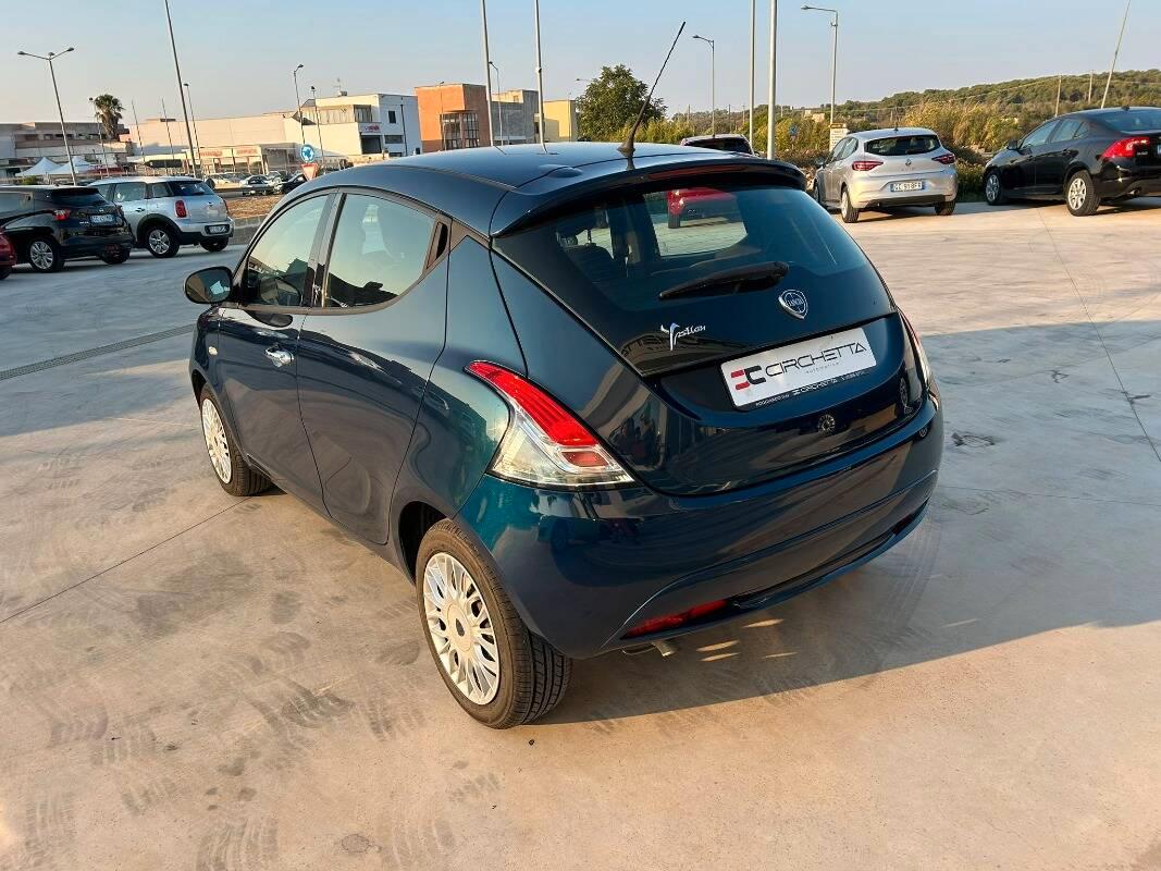 Lancia Ypsilon 1.3 mjt Silver s&s 95cv