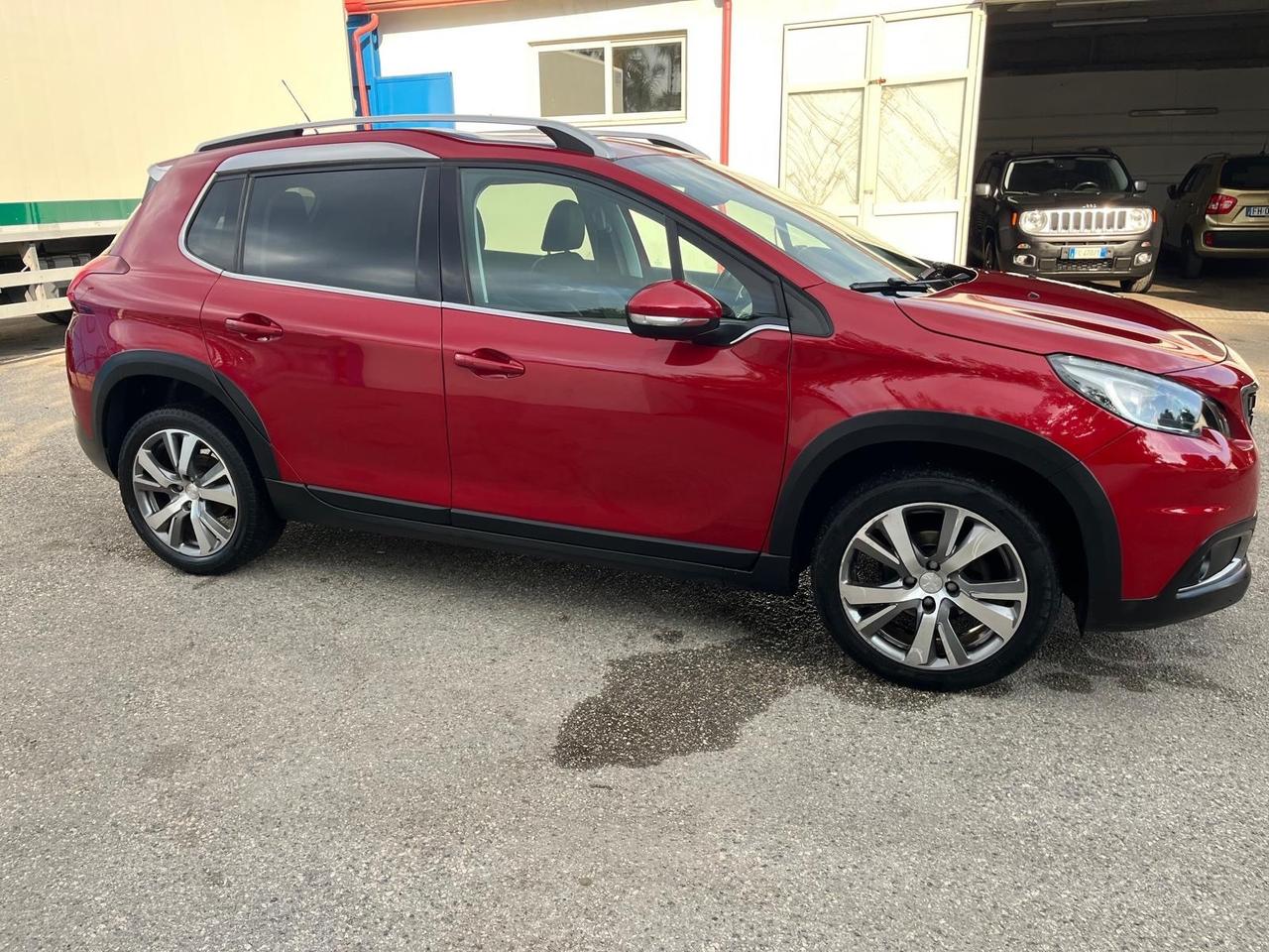Peugeot 2008-1.5 blue hdi-allure-km 78000-2019