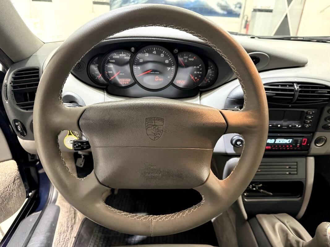 Porsche 911 Carrera 3.4 Carrera coupe TT3 ASI
