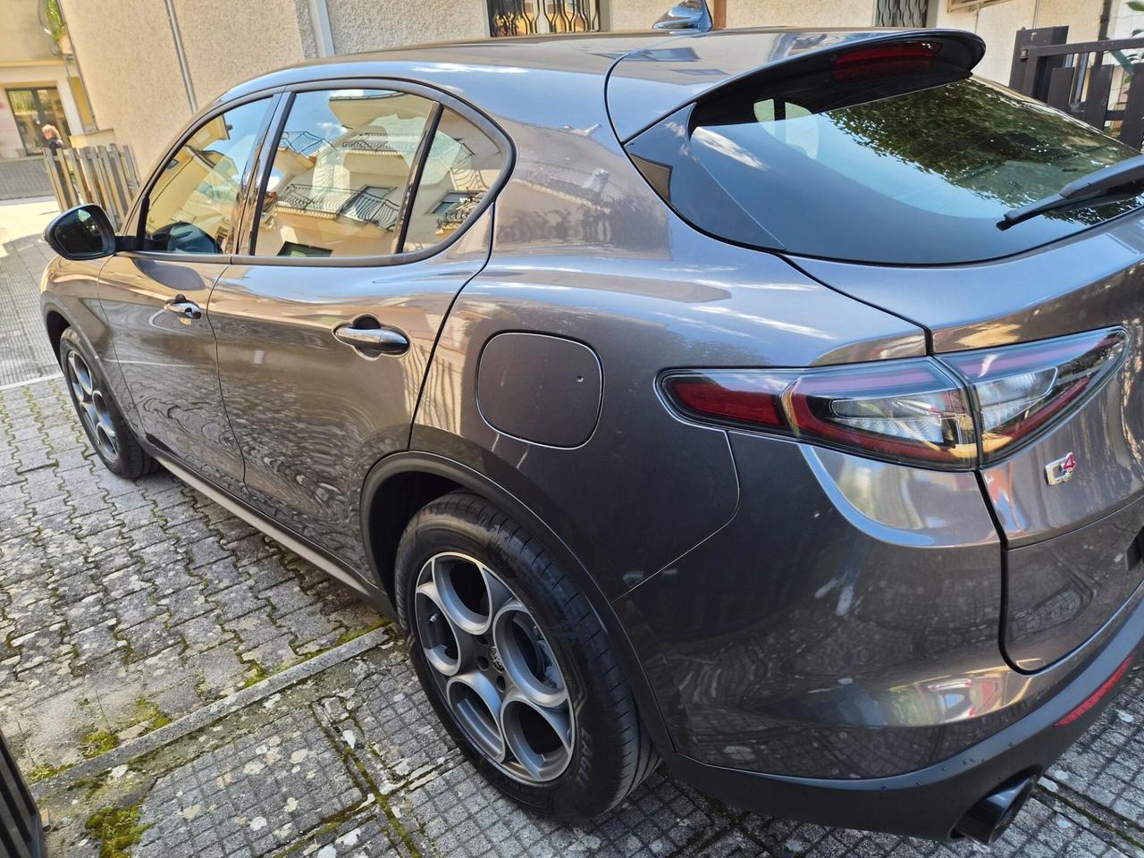 Alfa Romeo Stelvio 2.2 Turbodiesel 210 CV AT8 Q4 Sprint