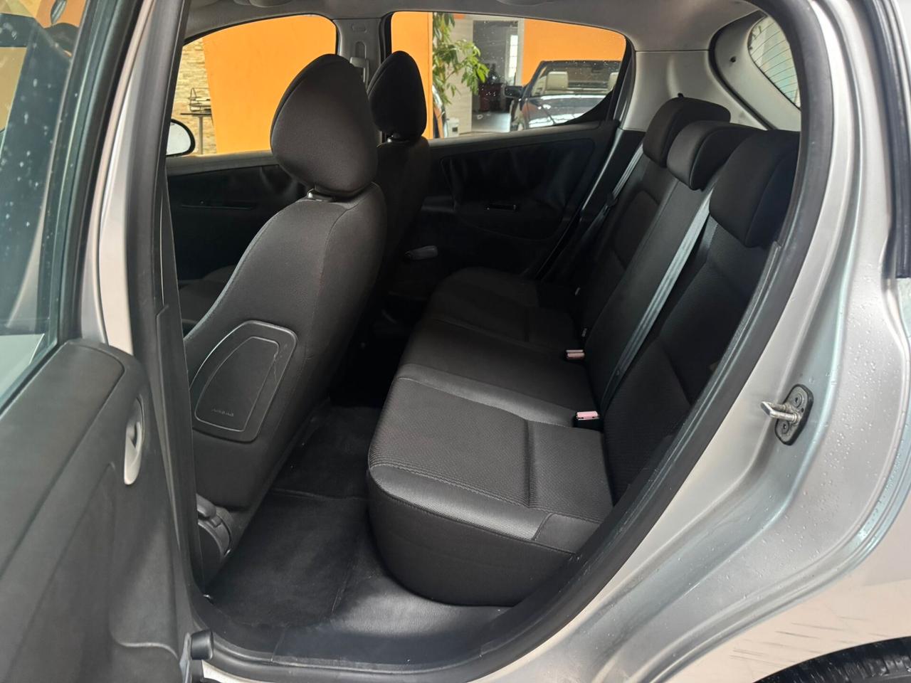 Peugeot 207 1.4 8V 75CV 5p. Energie Sport