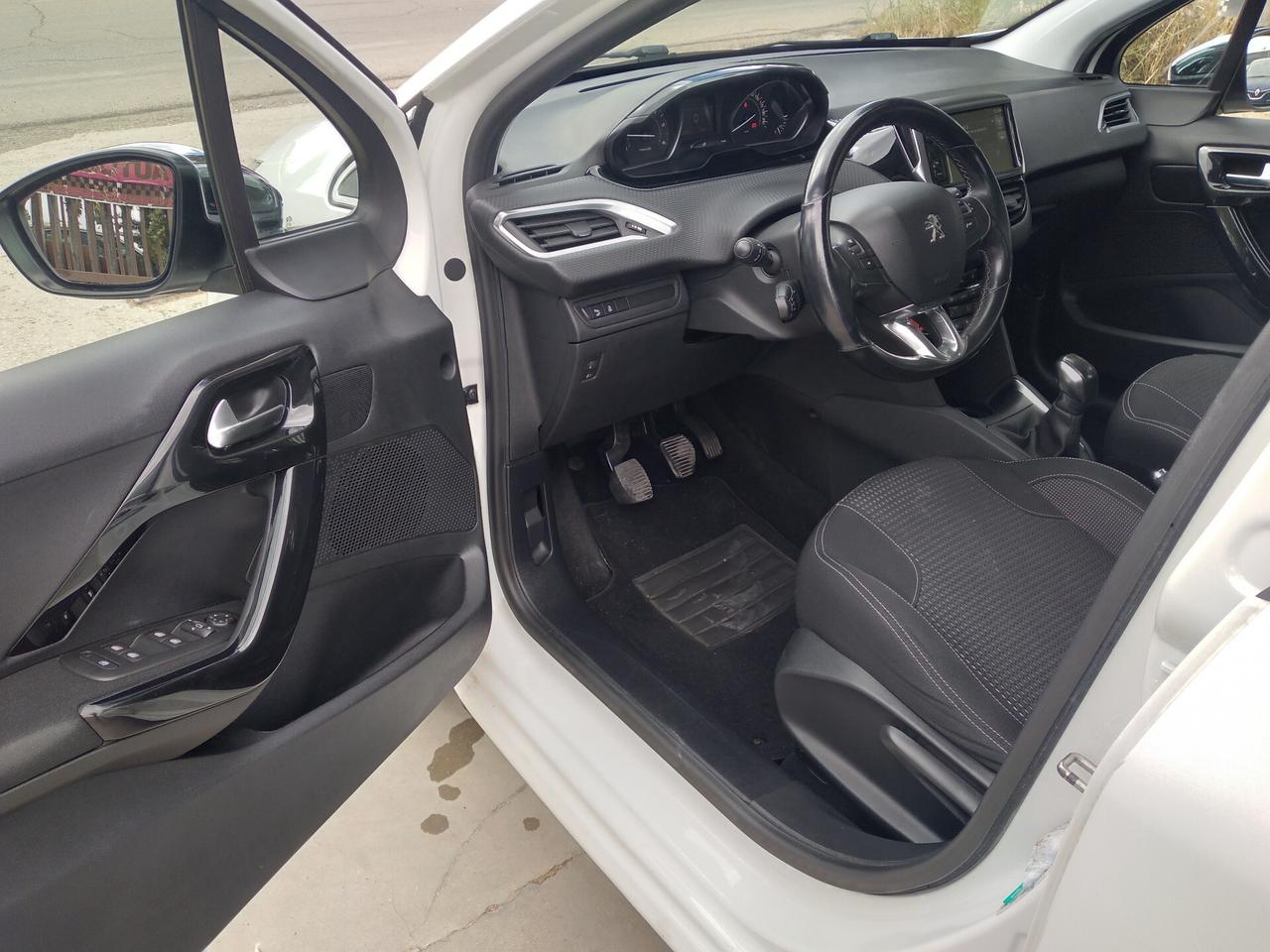 Peugeot 208 BlueHDi 75 5 porte Allure