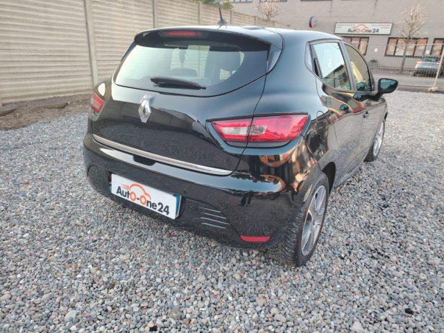 RENAULT Clio 1.2 75CV 5 porte Live NEOPATENTATI