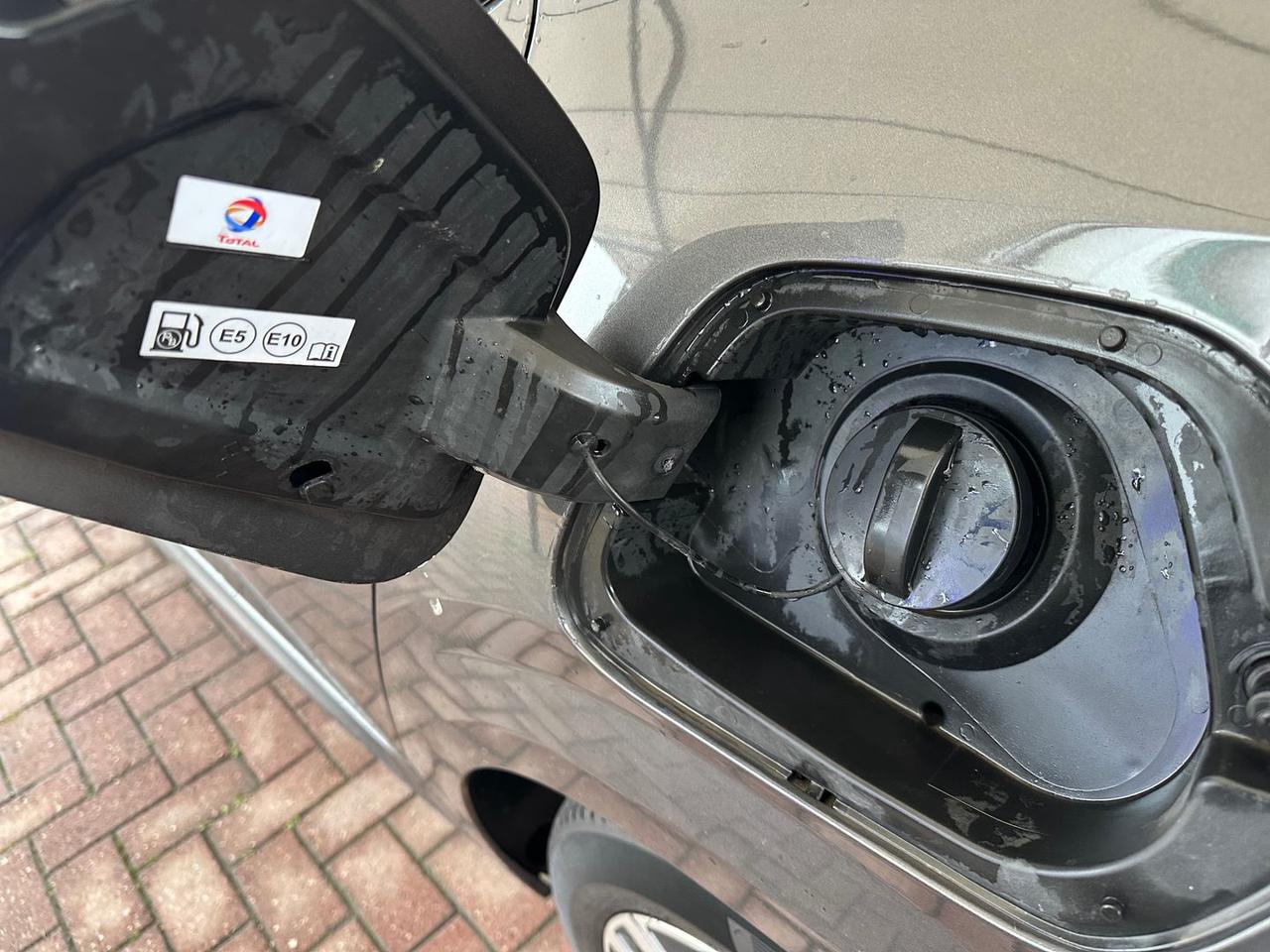 Peugeot 208 Allure Pack 1.2 PureTech 100 #7911