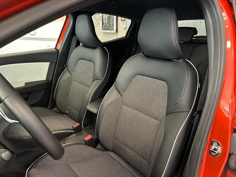 Renault Clio Techno 1.6 E-Tech full hybrid 145cv auto rif.GK550