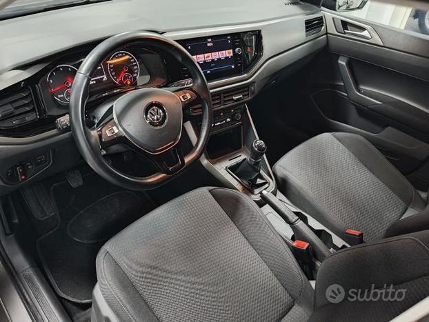 Volkswagen Polo 1.0 TSI 5p. Highline BlueMoti...