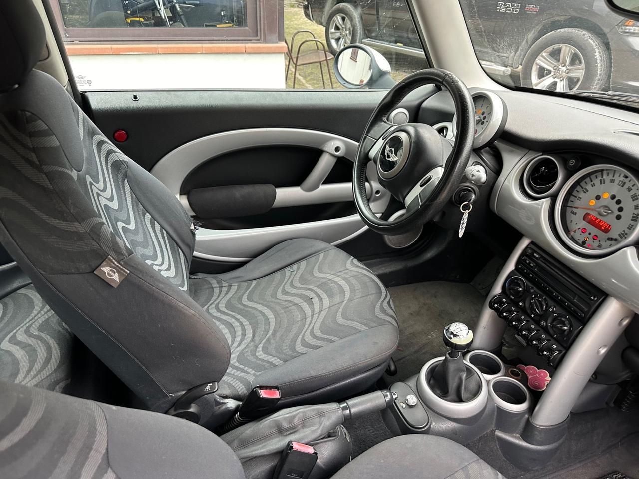 Mini 1.4 tdi One D IDONEA PER NEOPATENTATI