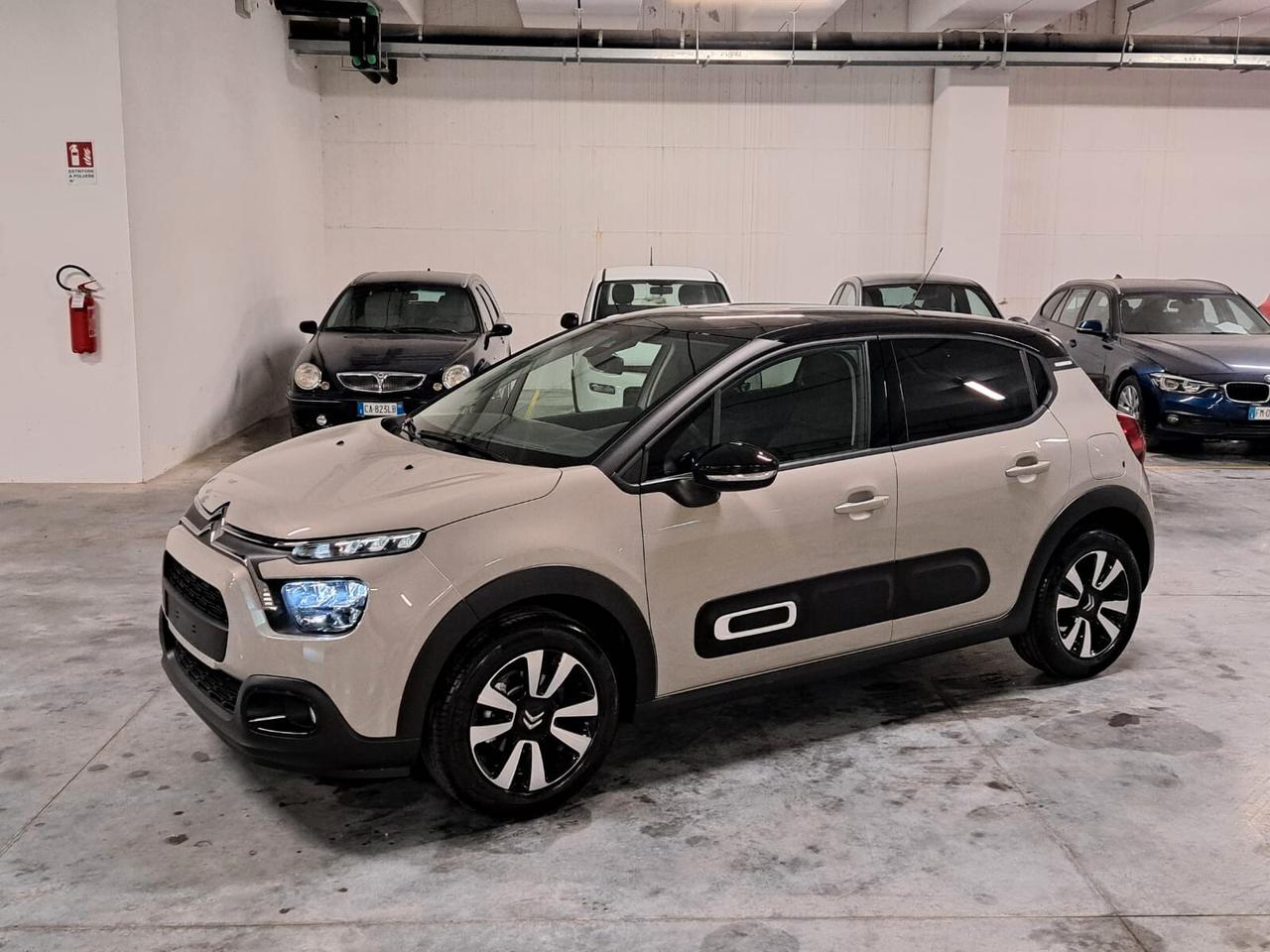 Citroen C3 1200 PureTech 83CV Max 5 Porte OK NEOPATENTATI