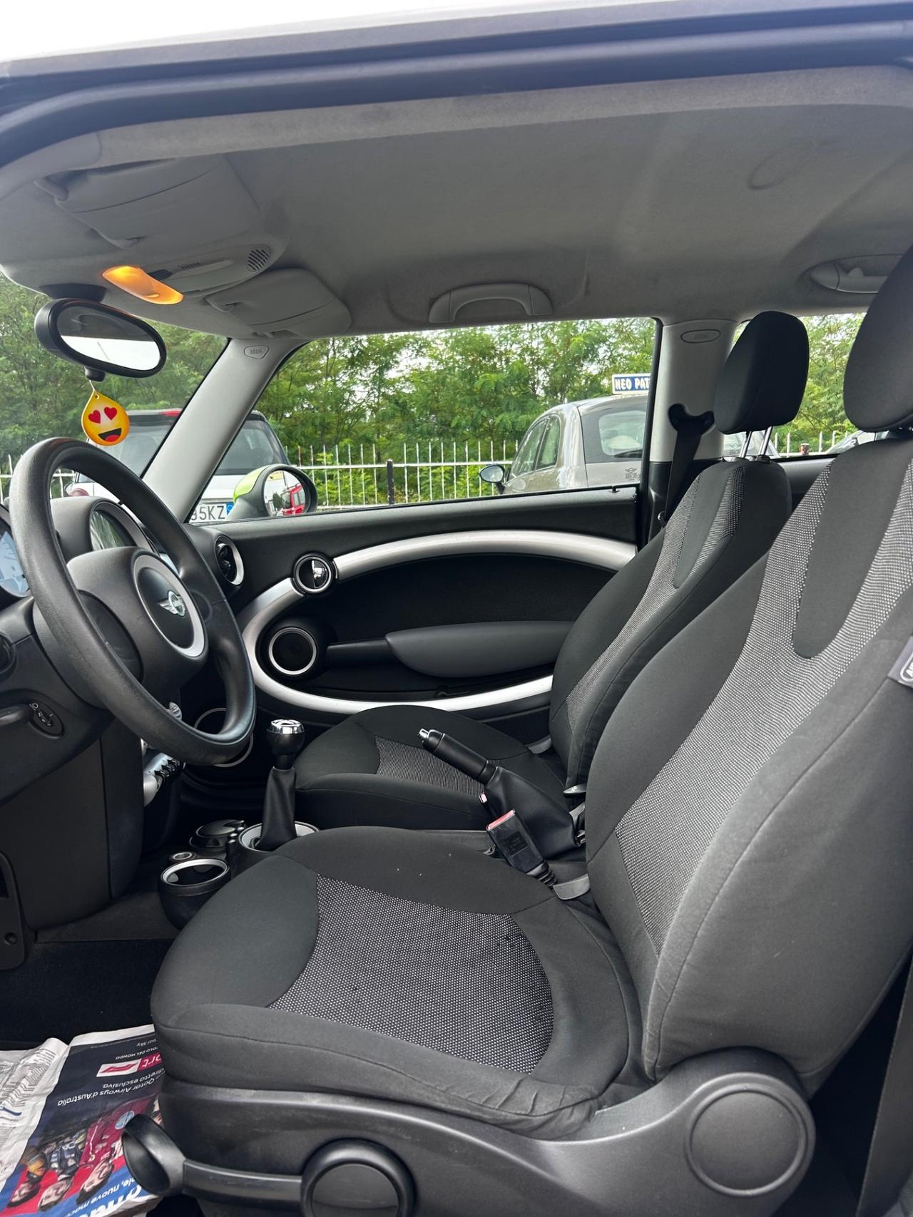 Mini 1.6 16V One D