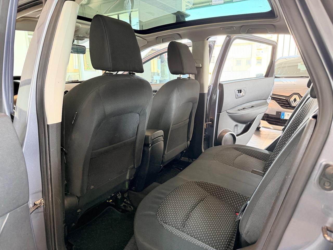 Nissan Qashqai 2.0 dCi DPF 4WD Tekna Tetto