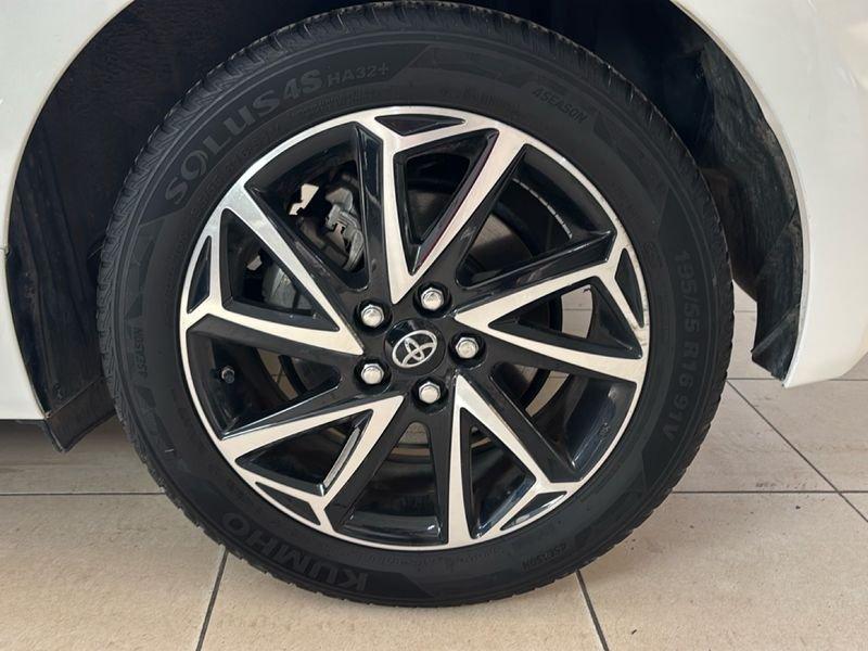 Toyota Yaris Hybrid Lounge MY20