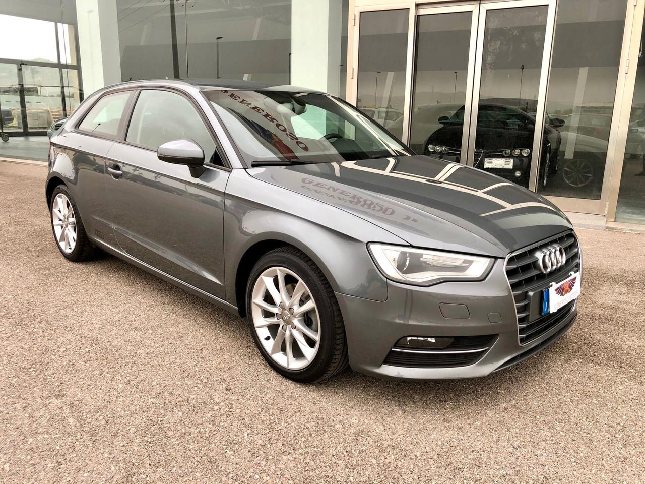 Audi A3 AUDI A3 1.6 TDI S-TRONIC AMBITION 3P