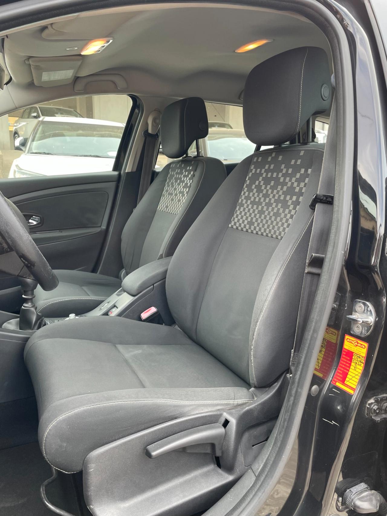 RENAULT Megane 1.5 dCi 110CV SporTour WAVE