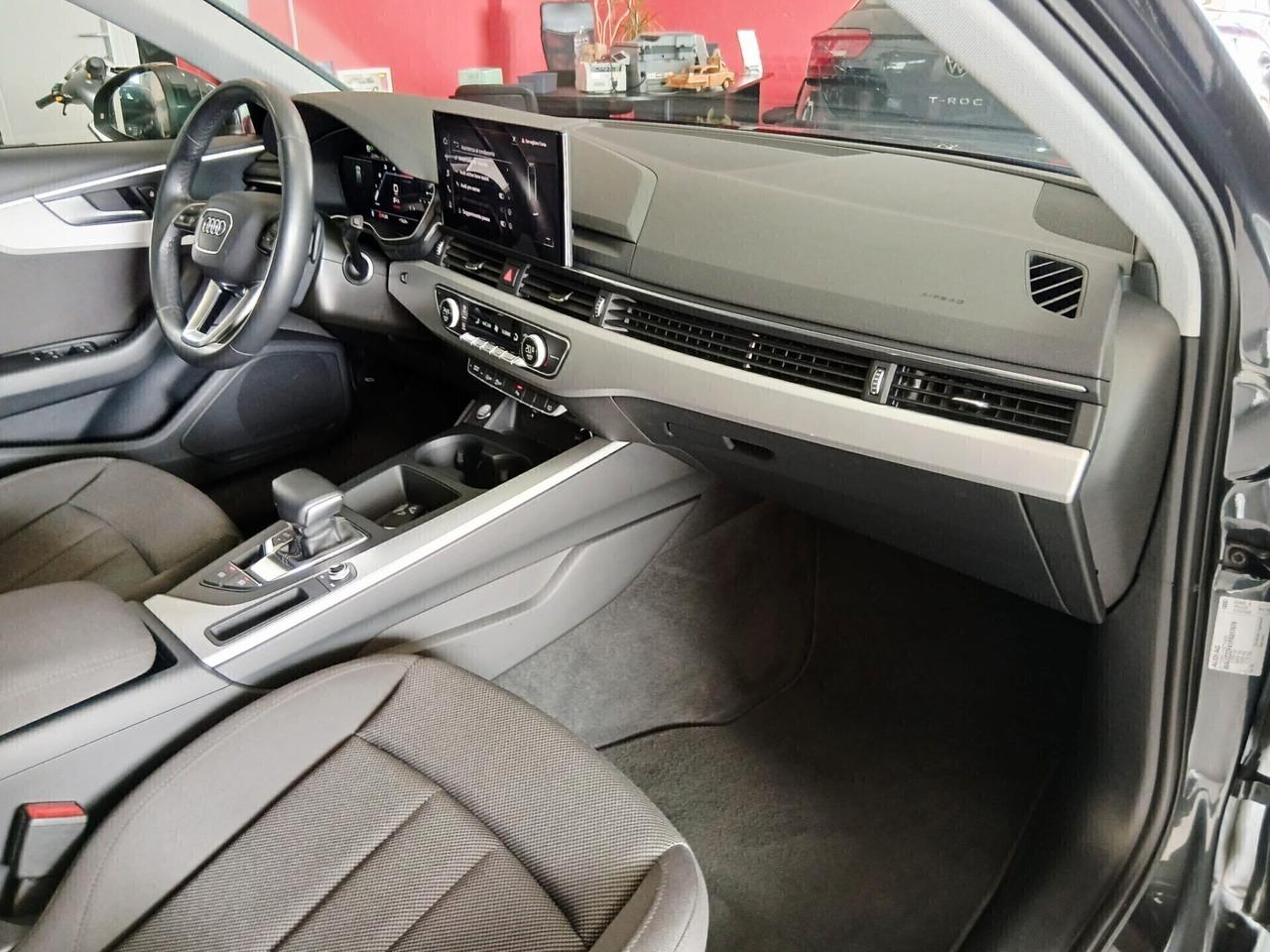 Audi A4 Avant 35 - 2.0 TDI/163 CV S tronic Business Advanced