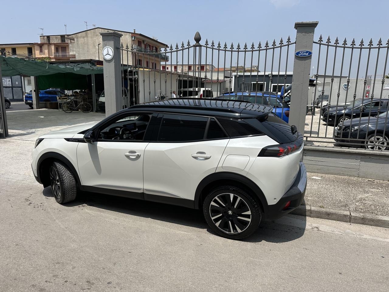 Peugeot 2008 BlueHDi 130 EAT8 GT Line