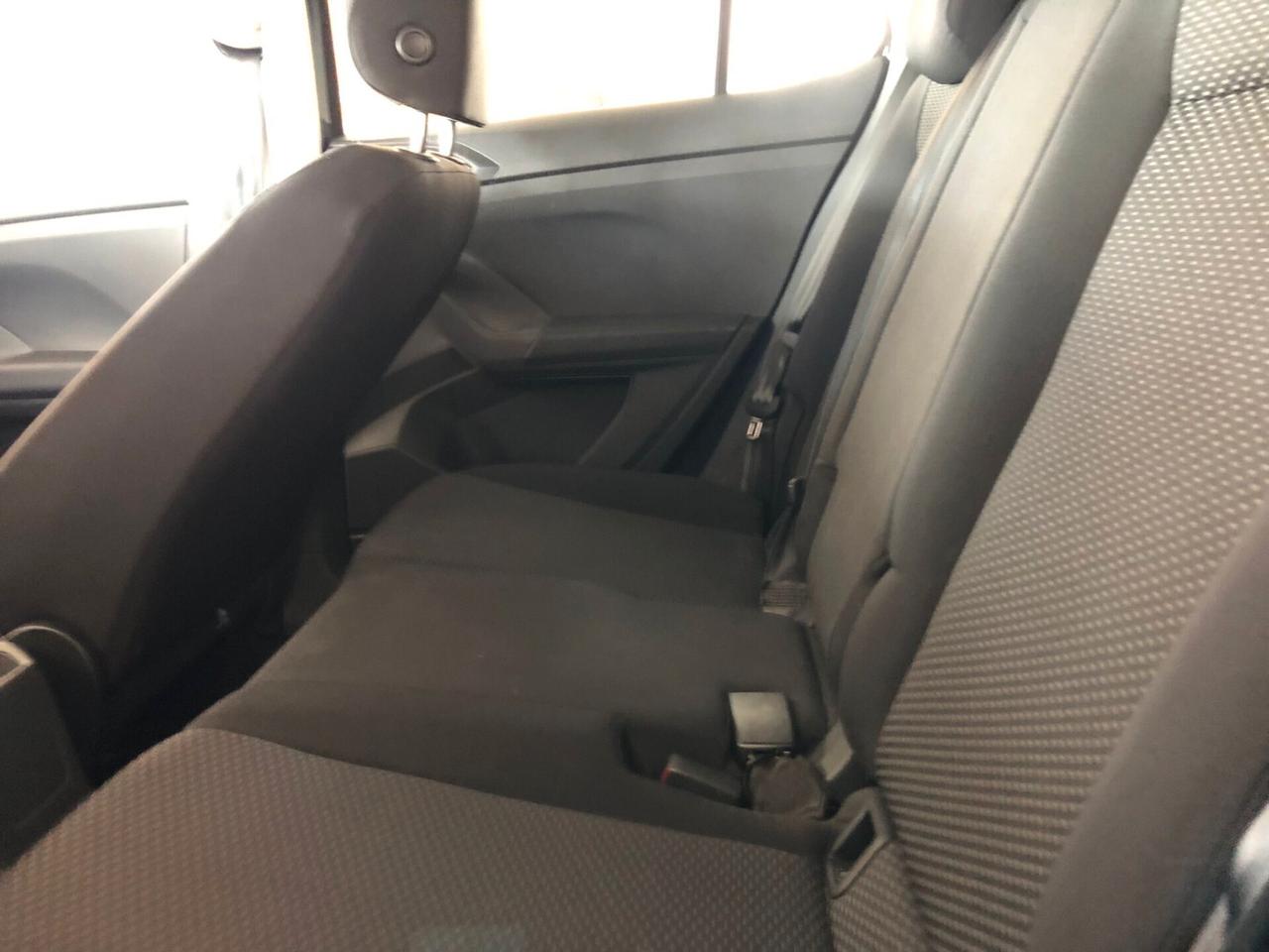 Volkswagen T-Cross 1.0 TSI Urban - NO CLIMA