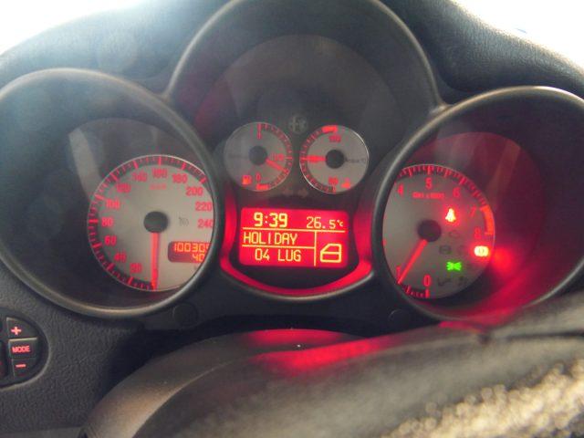 ALFA ROMEO GT 2.0 JTS 16V Distinctive