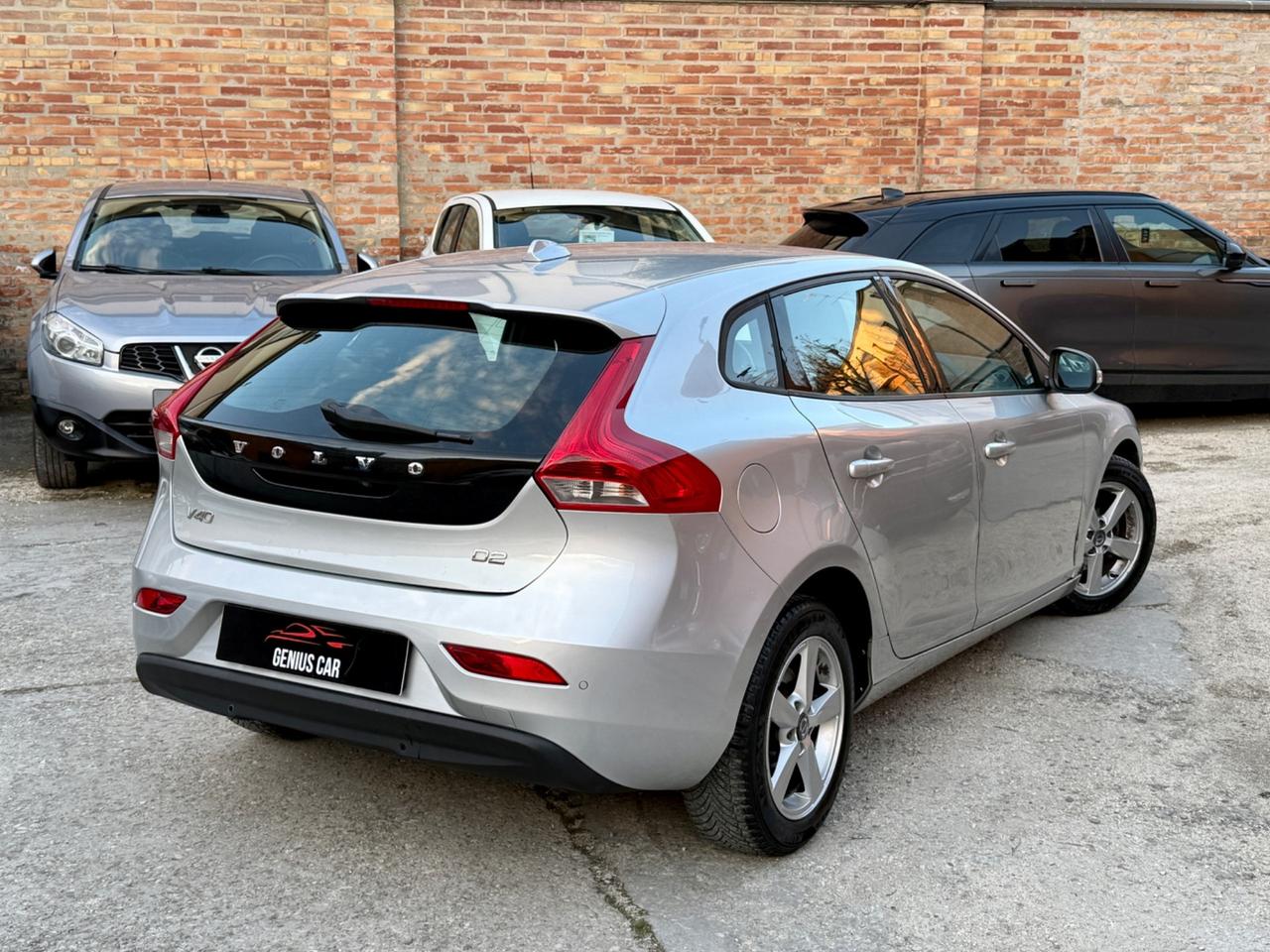 Volvo V40 D2 1.6 Summum