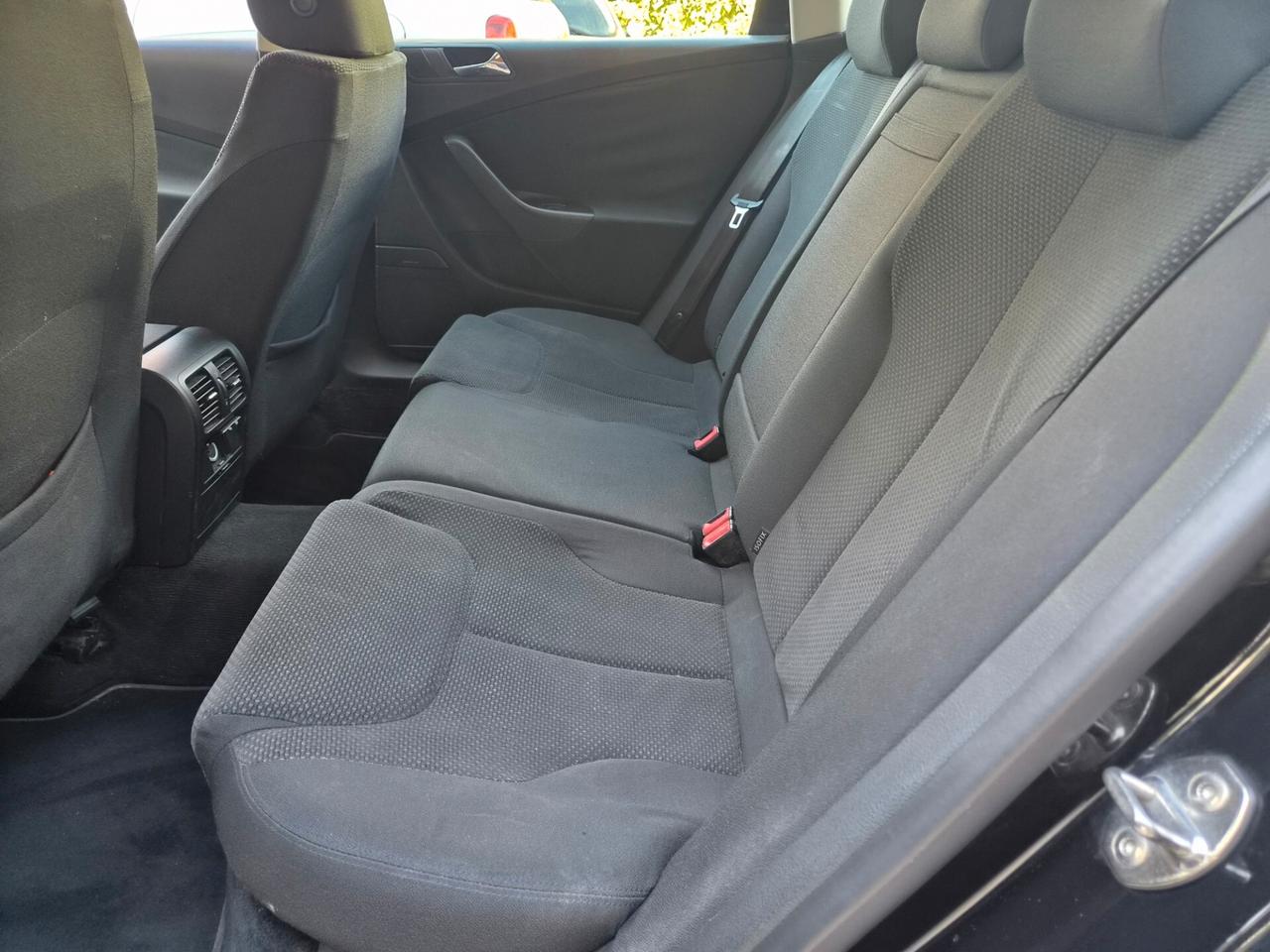 Volkswagen Passat 2.0 16V TDI Var. Comfortline
