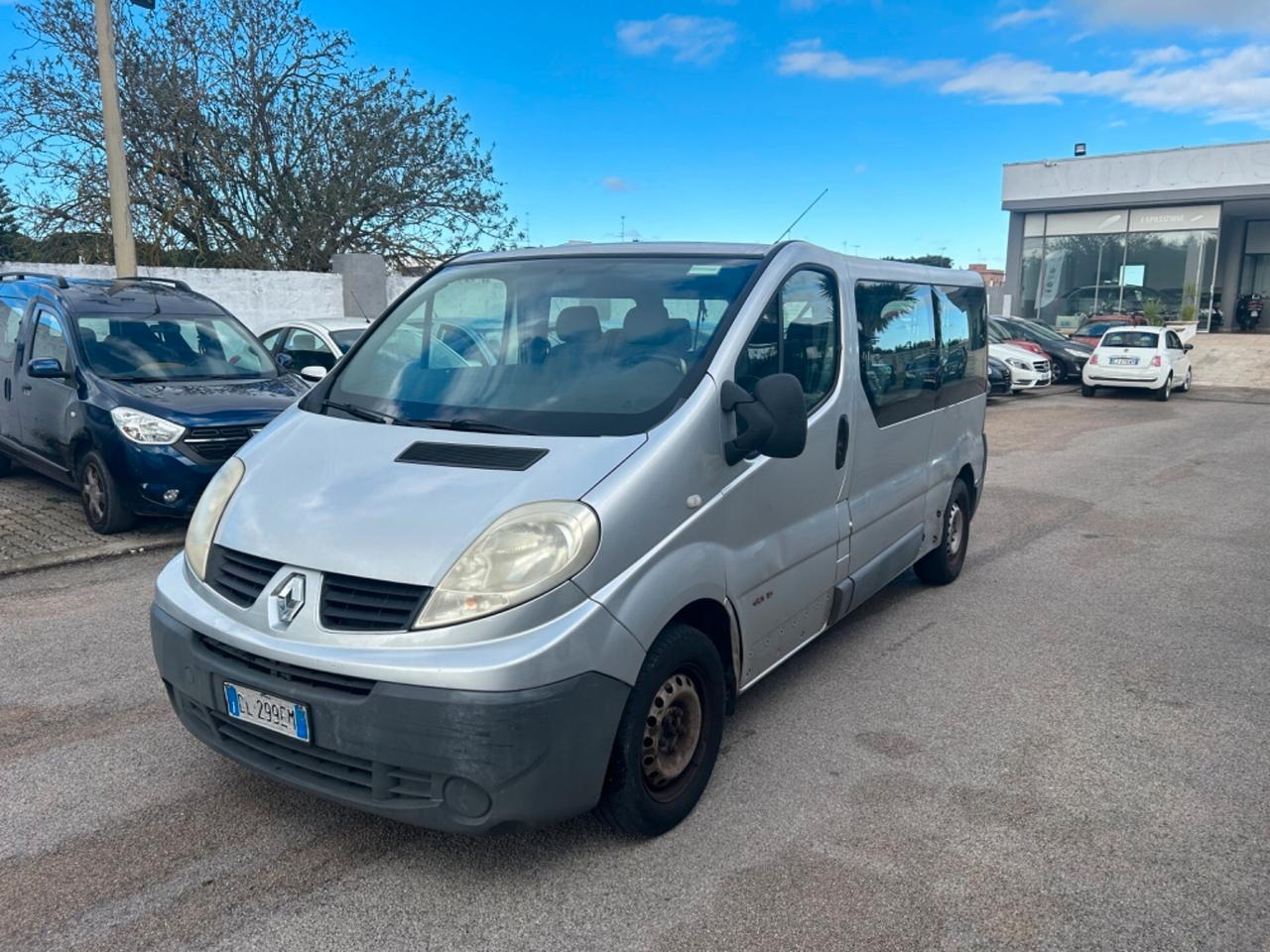 Renault Trafic T27 2.0 dCi/115 PC-TN Passenger 9 POSTI Confort