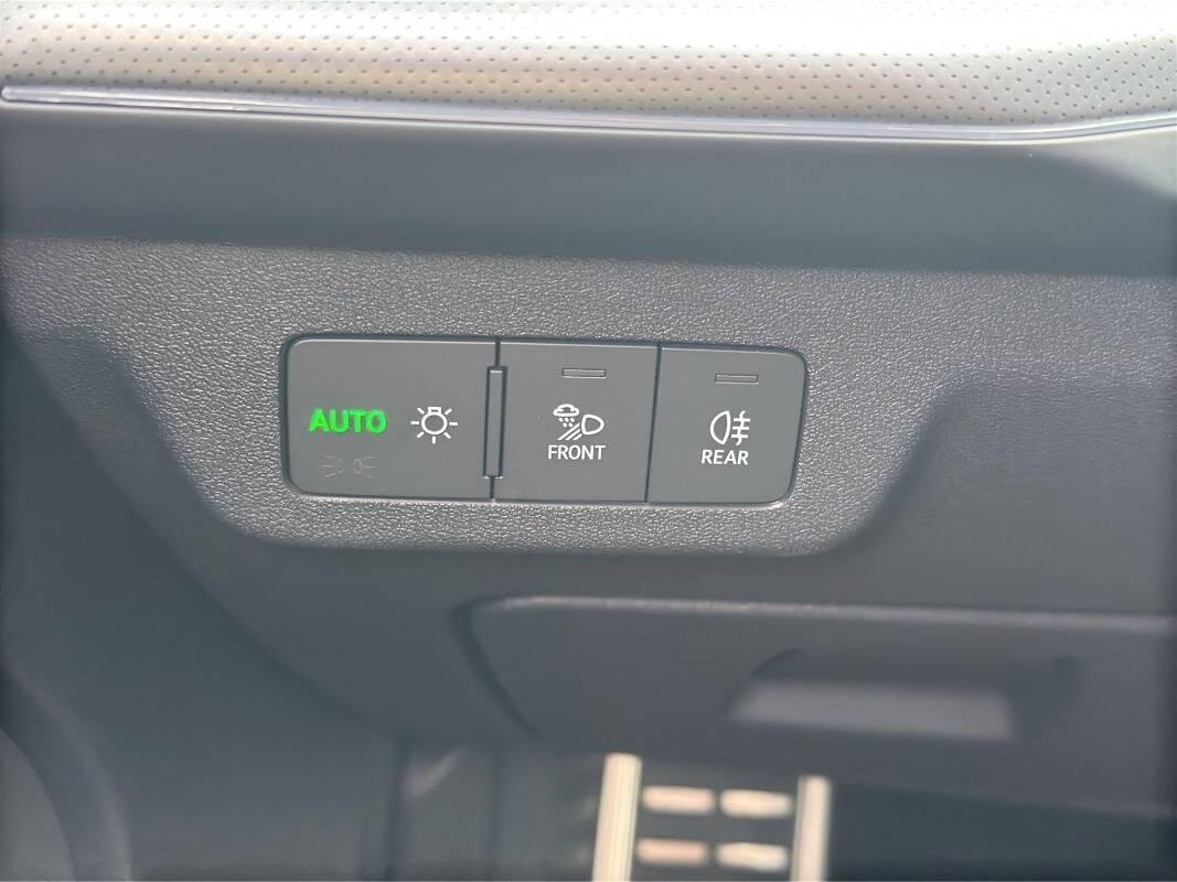 Audi Q3 Sportback 2.0 TDi S line 150cv s-tronic, Telecam e CarPlay