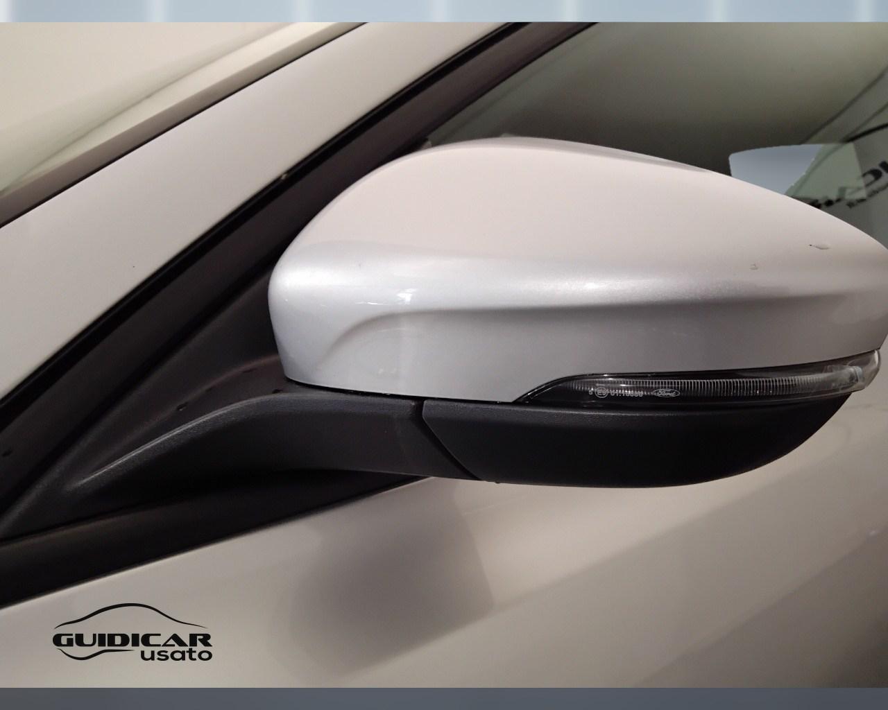 FORD Focus V 2022 - Focus 1.0t ecoboost h ST-Line 155cv powershift