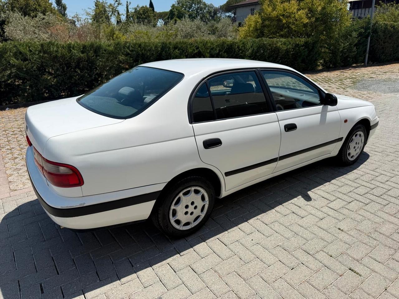 Toyota Carina E 2.0 16V cat 4 porte GLi
