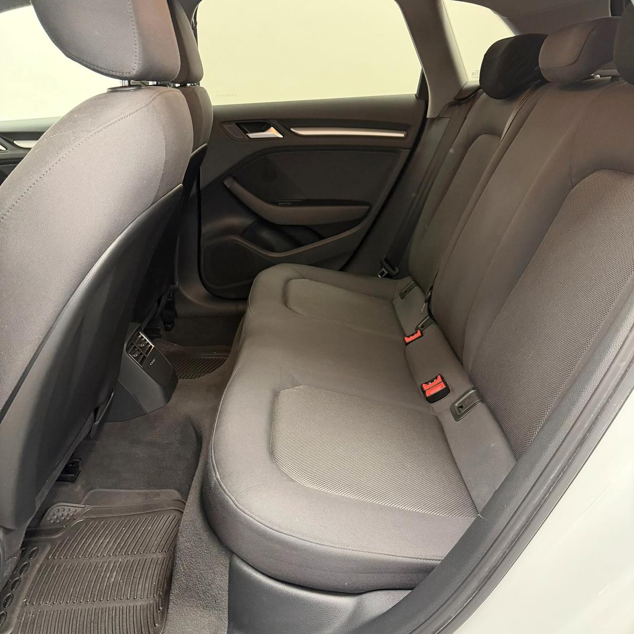 Audi A3 SPB 30 TDI S tronic Business