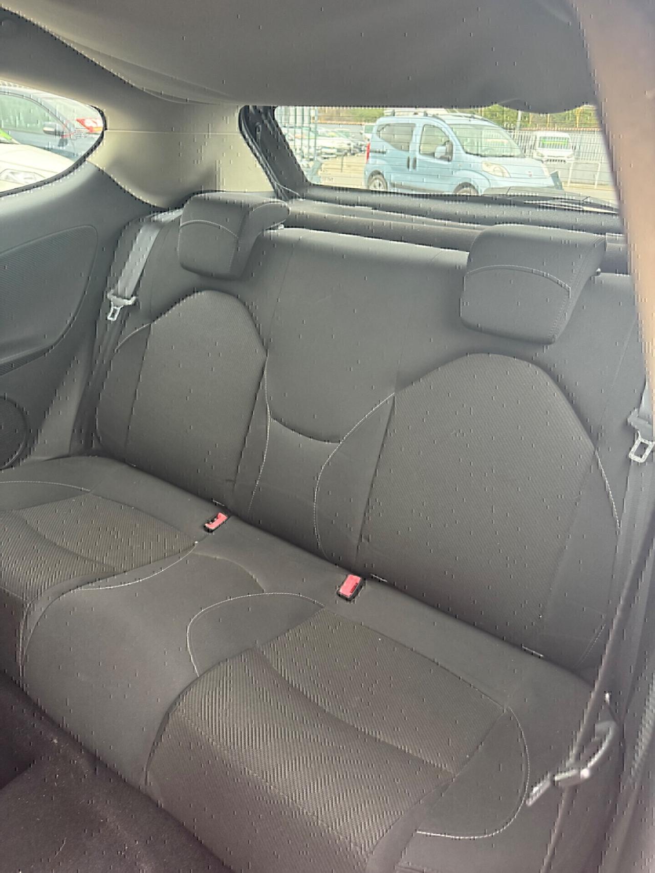Alfa Romeo MiTo 1.6 JTDm-2 S&S Distinctive 2012