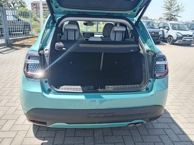 FIAT 600 1.2 Hybrid 145cv La Prima
