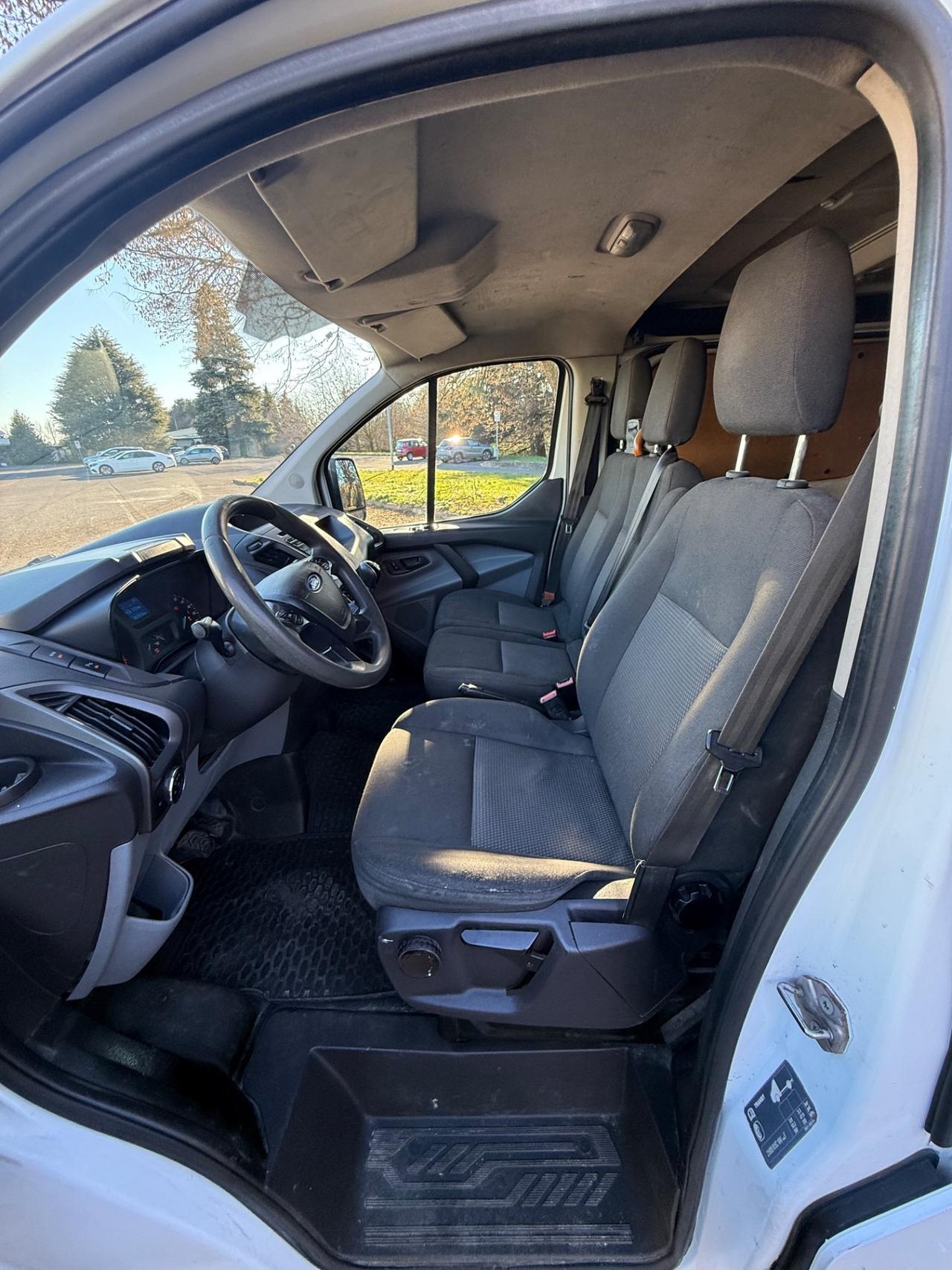 Ford Transit Custom 250 2.2 TDCi PC Furgone Entry