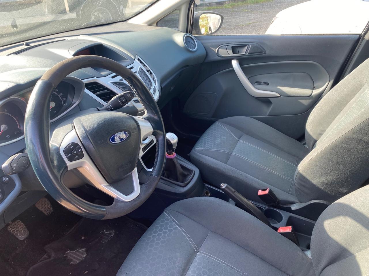 Ford Fiesta 1.4 TDCi 5p. Ghia
