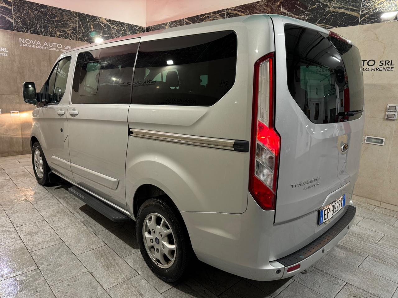 Ford Tourneo Custom Tourneo Custom 300 2.2 TDCi 155CV PC Titanium