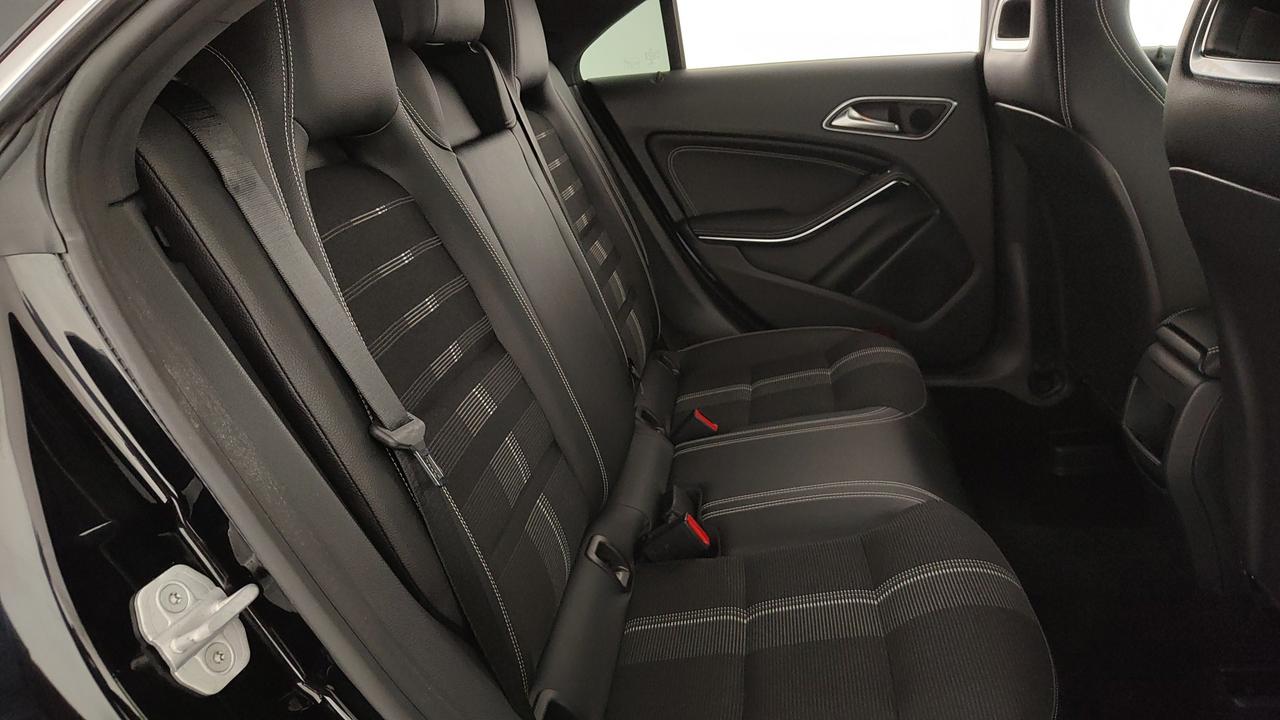 Mercedes-Benz CLA - C117 - CLA 180 cdi Sport