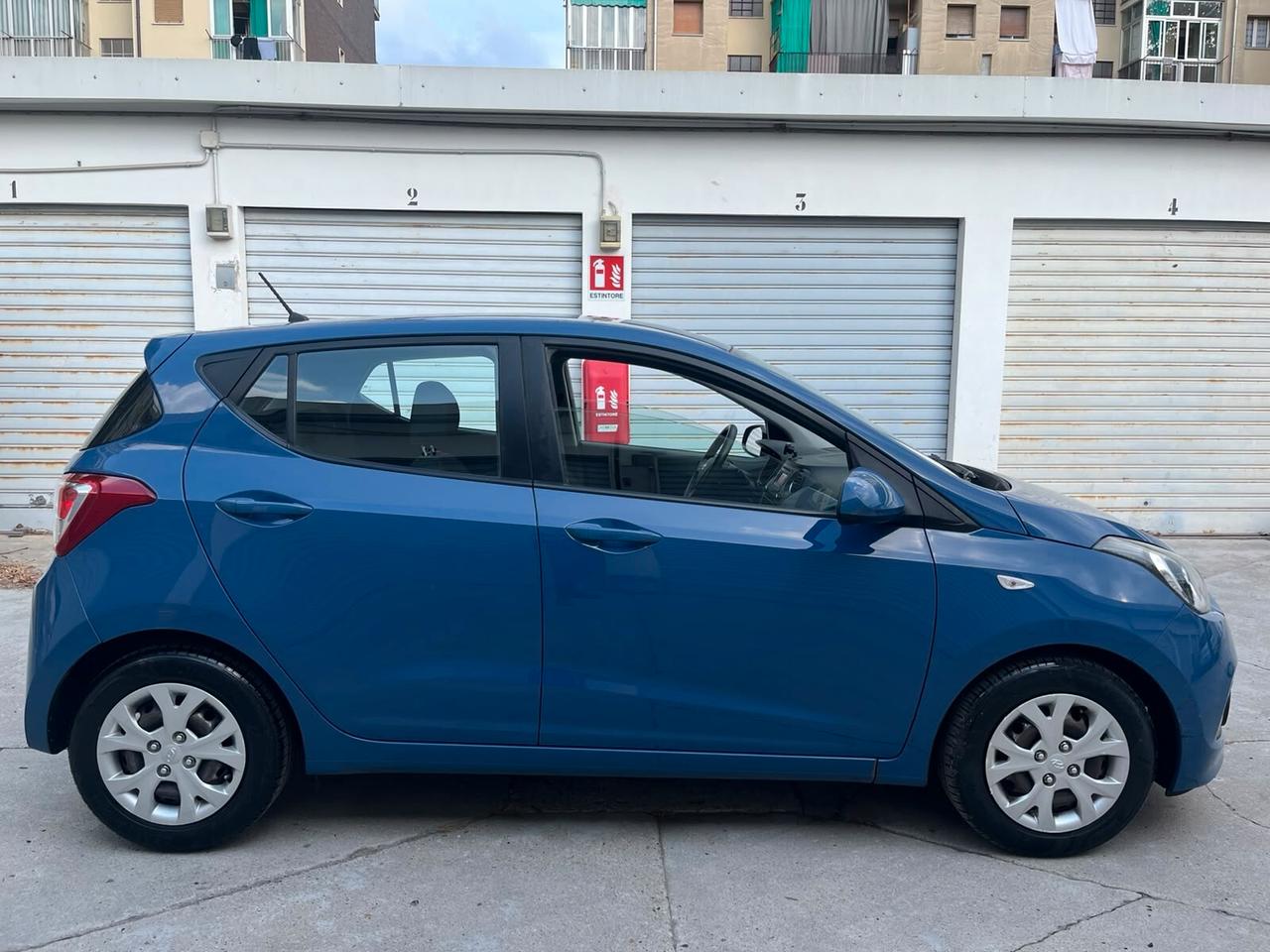 Hyundai i10 1.0 MPI Sound Edition