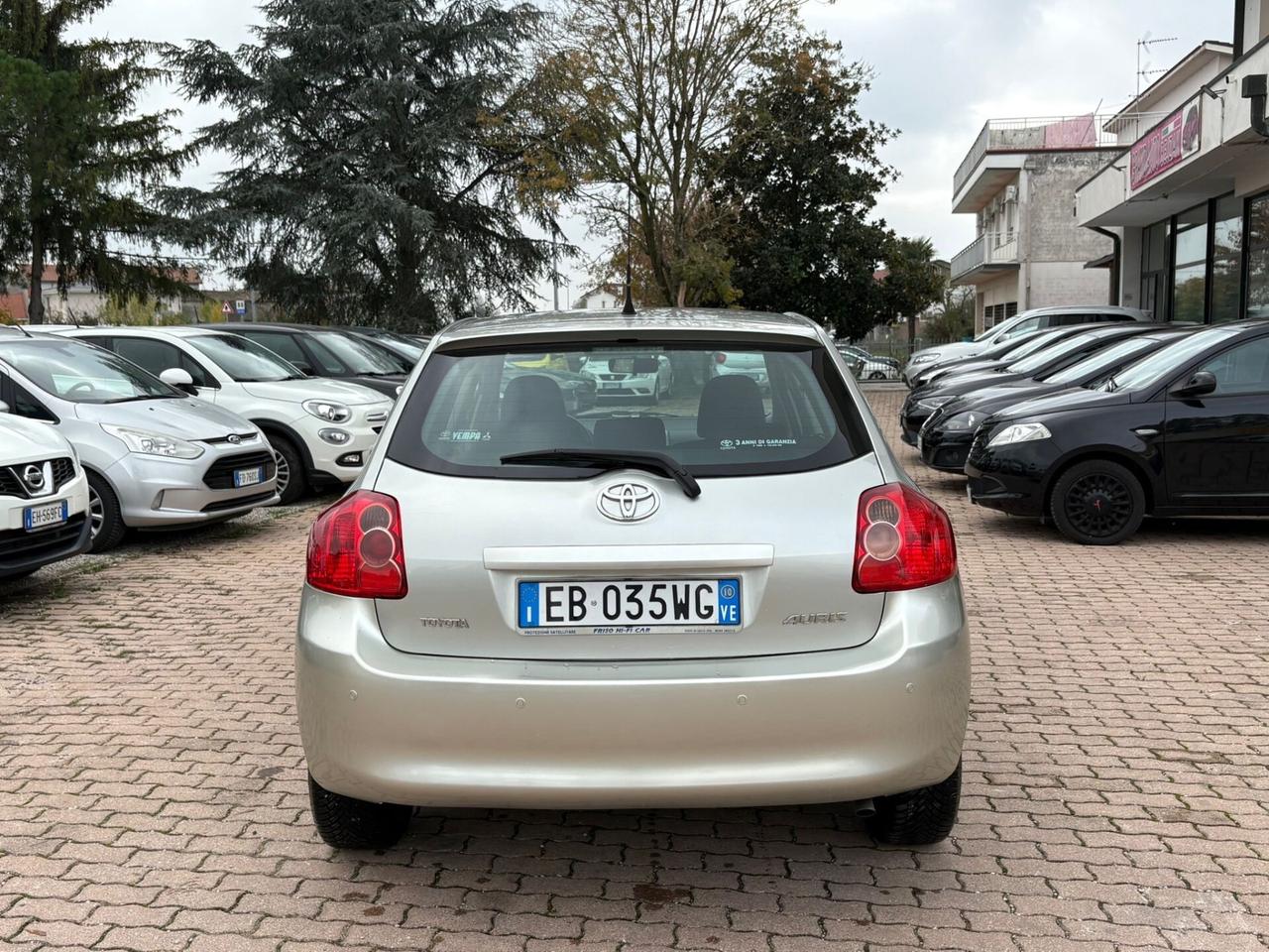 Toyota Auris 1.4 D-4D 5 porte Sol