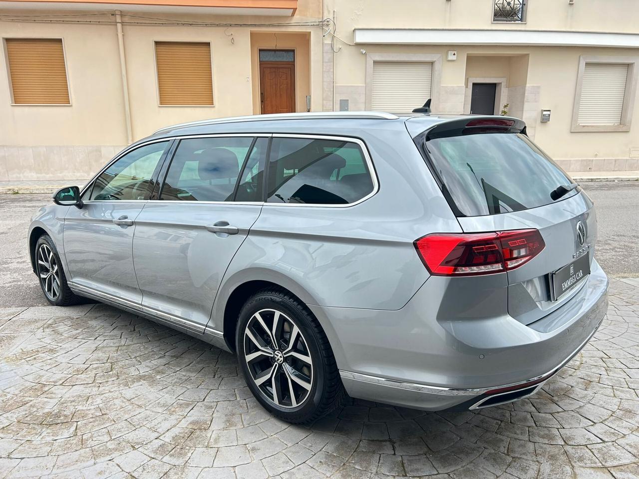 VW Passat 2.0 TDI DSG EXECUTIVE COCKPIT/NAVI-2020