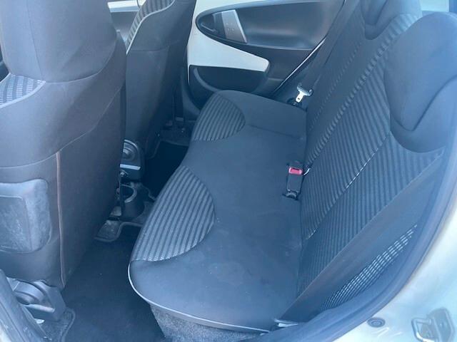 Peugeot 107 1.0 68CV 5p. Active 2Tronic AUTOMATICO