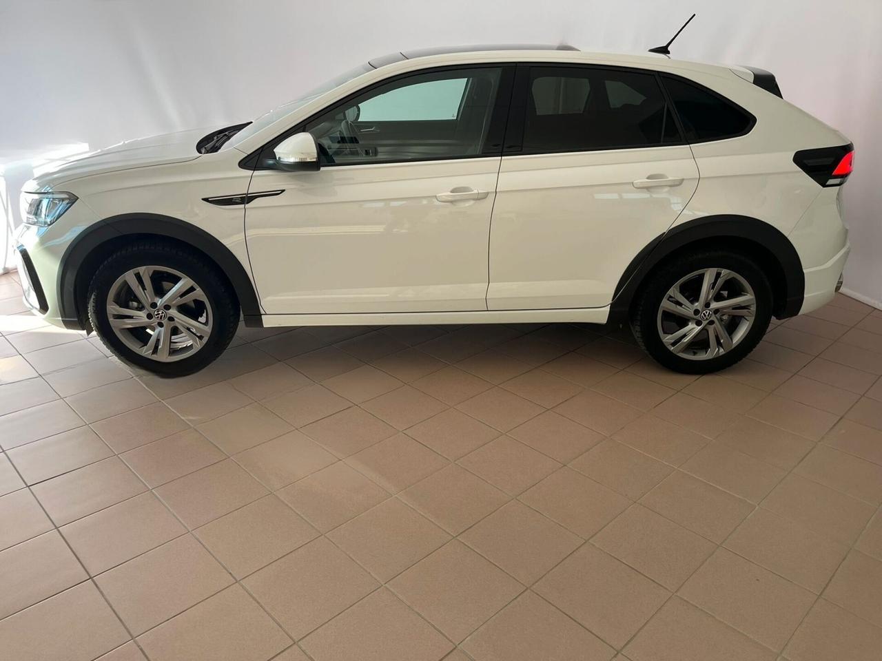 Volkswagen Taigo 1.0 TSI 110 CV DSG R-Line