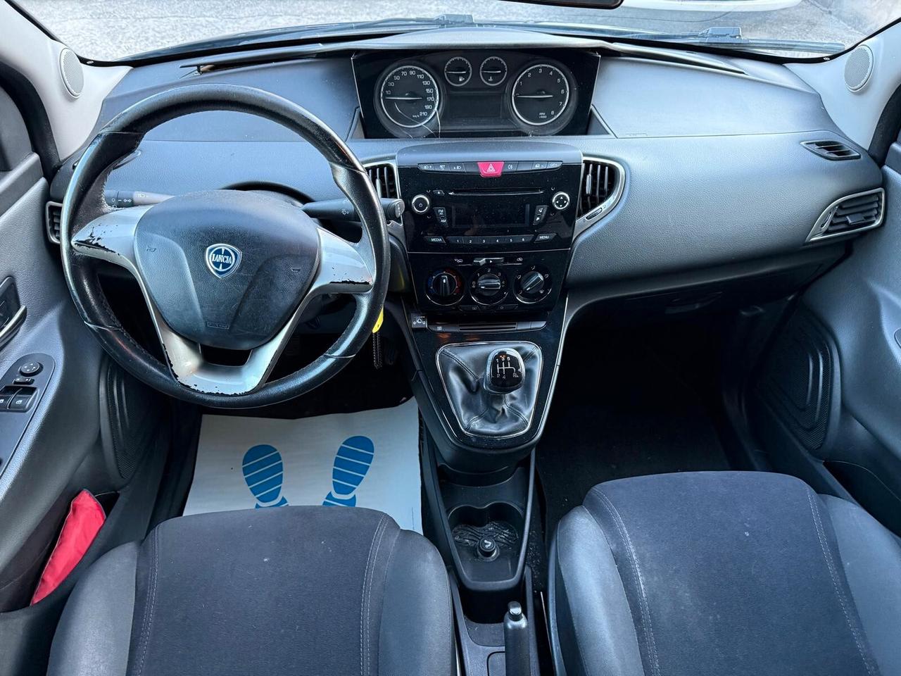 Lancia Ypsilon 1.2 69 CV 5 porte GPL Ecochic Gold