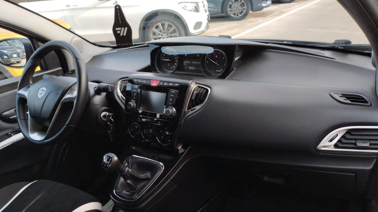 Lancia Ypsilon 1.3 MJT 16V 95 CV 5 porte S&S Platinum