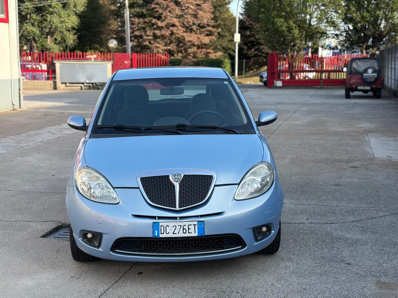 Lancia Ypsilon 1.2 16V Oro