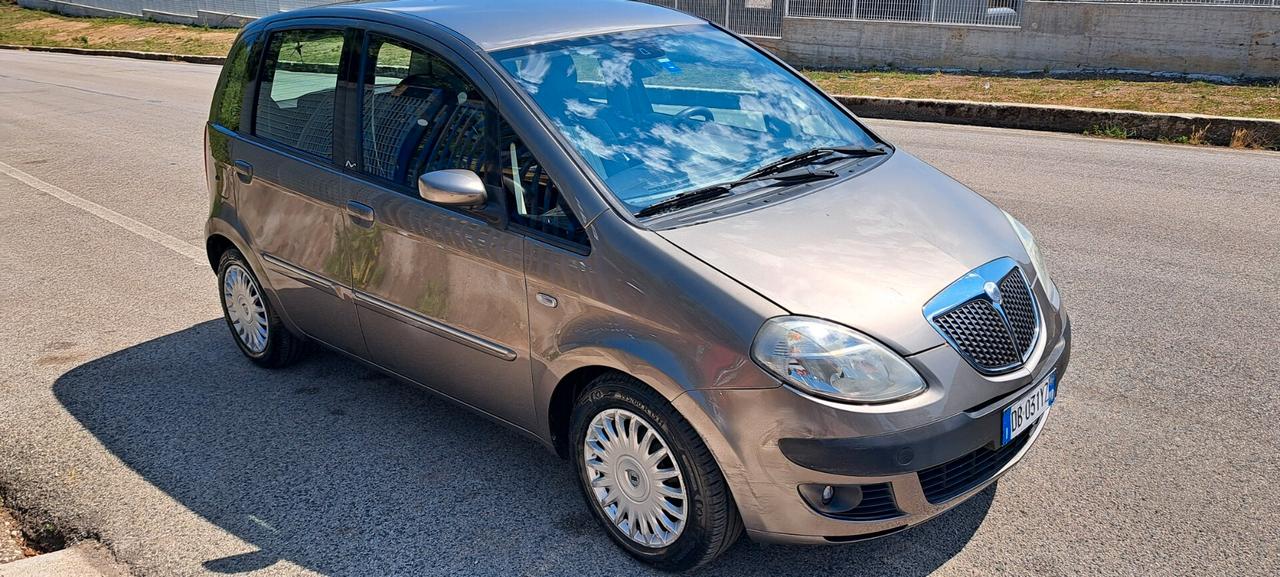 Lancia MUSA 1.9 Multijet Oro