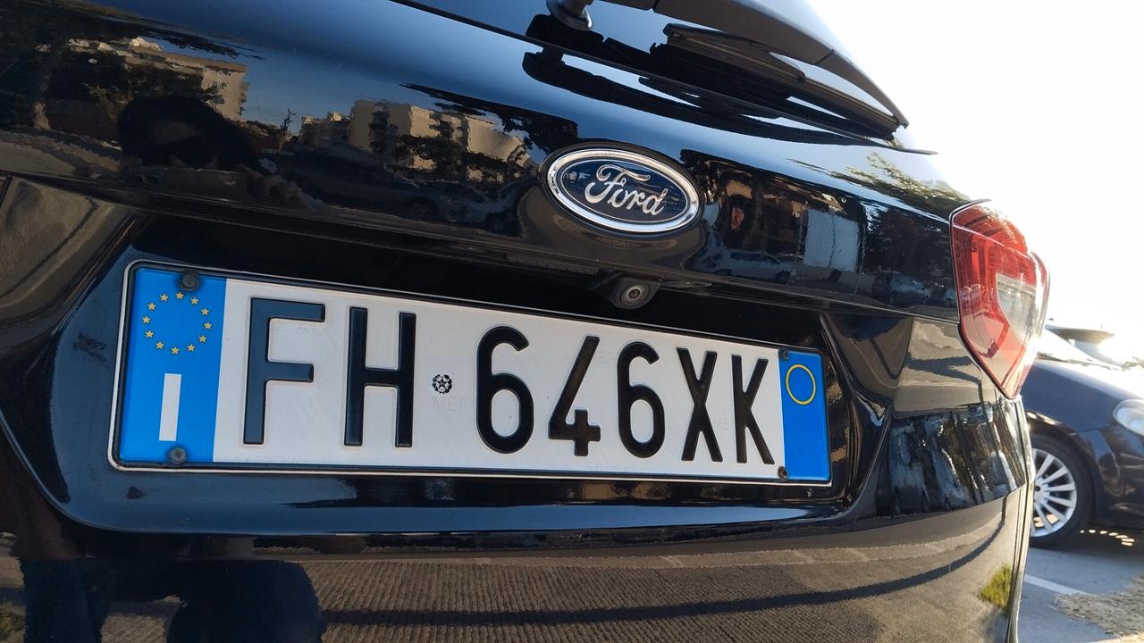 FORD C-MAX 1.5 TDI-NAVI-2017